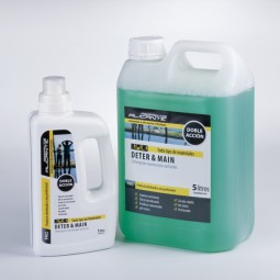 Deter & Main. Detergente mantenedor de brillo x 1 Litro